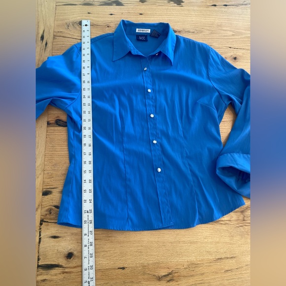 Jones New York Women's Blue Button Down Shirt XL Preloved - Picture 2 of 6